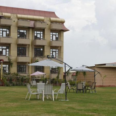 Hotel Le Grand Regency Greater Noida Zewnętrze zdjęcie