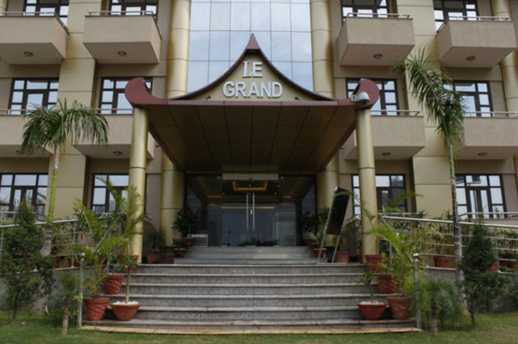 Hotel Le Grand Regency Greater Noida Zewnętrze zdjęcie