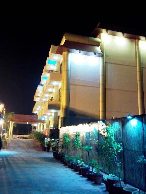 Hotel Le Grand Regency Greater Noida Zewnętrze zdjęcie