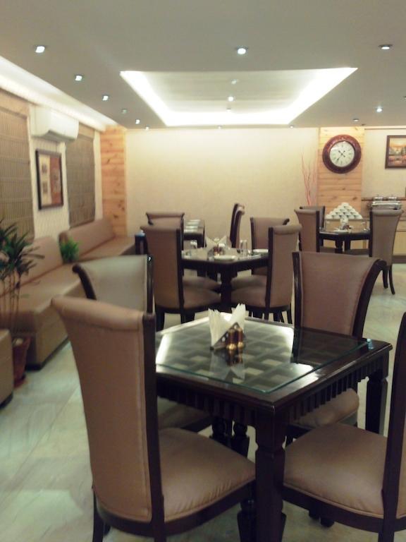 Hotel Le Grand Regency Greater Noida Zewnętrze zdjęcie